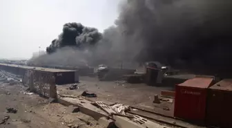 İran'da Limanda Meydana Gelen Patlamada 40 Kişi Hayatını Kaybetti