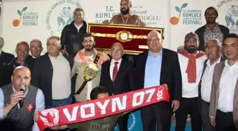 Kumluca Tarım ve Seracılık Festivali'nde Orhan Okulu Başpehlivan Oldu
