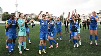 Oltu'daki Kırmızı Tepelerde Gökkuşağı Manzarası
