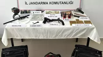 Kırklareli'nde Define Arayan 14 Kişi Yakalandı
