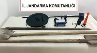 Define AVCILARINA SUÇÜSTÜ