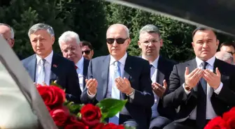TBMM Başkanı Kurtulmuş Kırgızistan'da Ata-Beyit Kompleksi'ni Ziyaret Etti