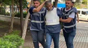 Boşanma Aşamasındaki Eşini Bıçaklayarak Öldüren Adam Adliyeye Sevk Edildi