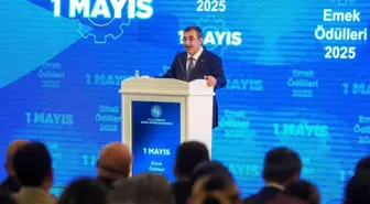 Cumhurbaşkanı Yardımcısı Yılmaz: 'Değişim süreçlerini iyi okuyarak ve yöneterek bunu ülkemiz için fırsata dönüştüreceğiz'