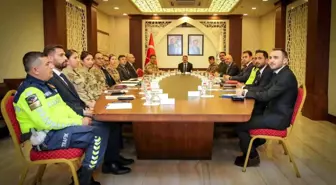 Hakkari'de Asayiş Toplantısı: Suç Oranlarında Önemli Düşüş