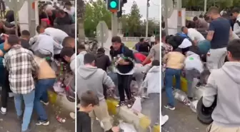 Görüntü Türkiye'den! Bira için birbirlerini ezdiler