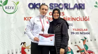 Mediha Nur Karakaya, Rize'de Türkiye Üçüncülüğünü Elde Etti
