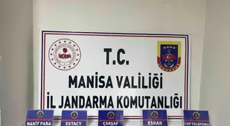 Manisa'da Uyuşturucu Operasyonu: 7 Gram Esrar ve 56 Hap Ele Geçirildi