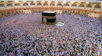Suudi Arabistan'ın izinsiz hacca gidenlere yönelik yeni cezaları belli oldu