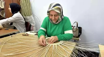 Aksaray'da Sepet Örücülüğü Kursu, Kadınlara Ekonomik ve Psikolojik Destek Sağlıyor