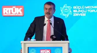 Bakan Tekin: Medya okuryazarlığı, erken yaşta kazandırılmalı