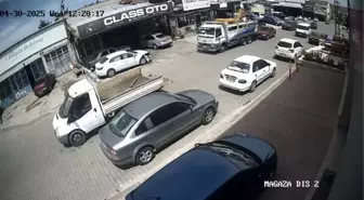 Nevşehir'de Freni Boşalan Kamyon 4 Araca Çarptı