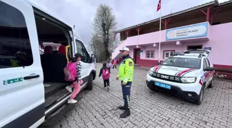 Korgan'da Jandarmadan Okul Çevrelerine Denetim