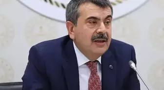 Depremden sonra İstanbul'da 4 okul binası boşaltıldı