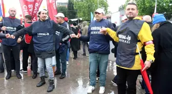 1 Mayıs Emek ve Dayanışma Günü Balıkesir'de Coşkuyla Kutlandı