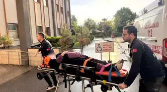 Adıyaman'da Otomobil Şarampole Devrildi: 4 Yaralı