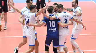 Arkas Spor, Efeler Ligi'nden Çekildi