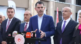 Bakan Kurum: Özgür Bey etrafına baksın yapılanları iyi görür