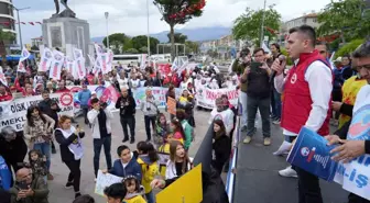 Edremit'te 1 Mayıs Emek ve Dayanışma Günü kutlandı