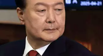 Eski Güney Kore Devlet Başkanı Yoon Suk Yeol, Yetkiyi Kötüye Kullanmayla Suçlandı