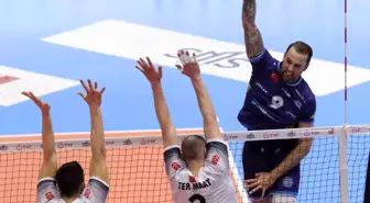 Georg Grozer Arkas Spor'a Veda Etti