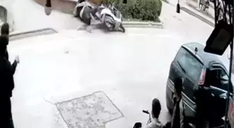 Kilis'te Motosiklet Kazası: Sürücü Ağır Yaralandı