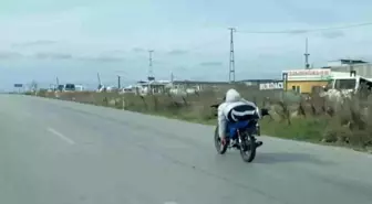 Kapaklı'da Motosiklet Sürücüsünden Şok Edici Tehlike
