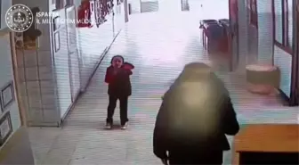 Isparta'da Öğrenci Heimlich Manevrasıyla Kurtarıldı