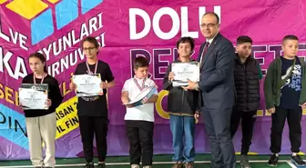 Nazilli Öğrencileri Zeka Oyunları İl Finalinde Başarı Gösterdi