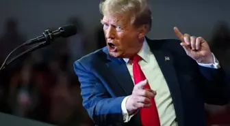 Trump, İran'dan petrol alan ülkelere yaptırım uygulanacağını açıkladı