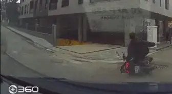 Merzifon'da Motosiklet ve Otomobil Çarpıştı: 1 Yaralı