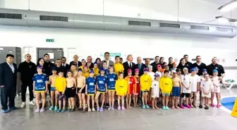 Çaycuma'da Gençler için Yüzme Yarışları Düzenlendi