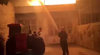 Kahramanmaraş'ta İş Yeri Yangını: Kısa Sürede Kontrol Altına Alındı