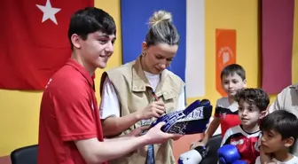 Hatice Akbaş, Genç Sporculara Başarı Hikayesini Anlattı