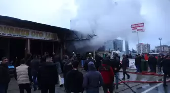 Rize'de Oto Döşemeci Atölyesinde Yangın Çıktı