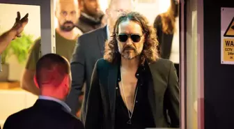 Russell Brand, tecavüz ve cinsel saldırı suçlamalarıyla mahkemeye çıktı