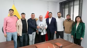 Aliağa Futbol Kulübü Namağlup Şampiyonluk Kupasını Aldı