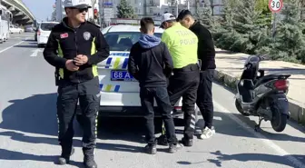 Aksaray'da Kasksız Motosiklet Sürücüsüne 54 Bin Lira Ceza