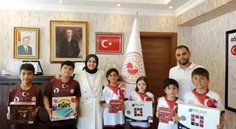 Gölpazarı'nda Akıl ve Zeka Oyunları Yarışması Dereceye Giren Öğrencileri Kaymakam Kılıç Ağırladı