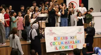 Diyarbakır'da Şehit Yakınları ve Gaziler İçin Aile Yılı Kapsamında Konser Düzenlendi