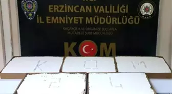 Erzincan'da 25 Bin Kaçak Dolu Makaron Ele Geçirildi