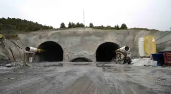 Pekün Dağı Tüneli 8 Yıldır Tamamlanamadı, Vatandaşlar Bekliyor