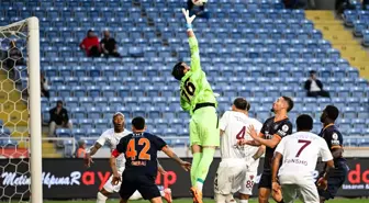 Başakşehir, Hatayspor'u 4-2 Geçti
