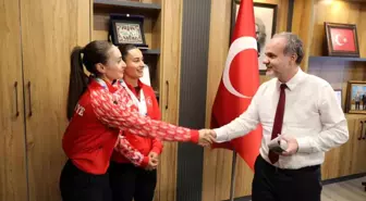 Niğde Ömer Halisdemir Üniversitesi Mezunları Avrupa Halter Şampiyonası'nda Madalya Kazandı