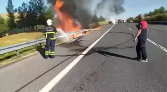 Şanlıurfa'da Akaryakıt Yüklü Tanker Devrildi, Yangın Çıktı