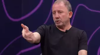 Sergen Yalçın'dan Galatasaraylı yıldıza eleştiri: Topu bomba sanıyor