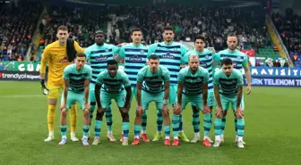 Trendyol Süper Lig'de Gollü İlk Yarısız Rize-Gaziantep Maçı