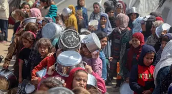 Gazze'de Yetersiz Beslenmeden 57 Filistinli Hayatını Kaybetti