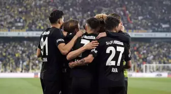 Beşiktaş, Derbilerdeki Başarısıyla 3. Sıraya Yükseldi