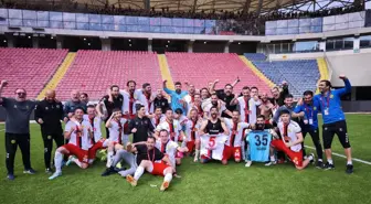 Eskişehirspor, Mezitli FK'yı Penaltı ile Yenerek 3. Lig'e Yükseldi